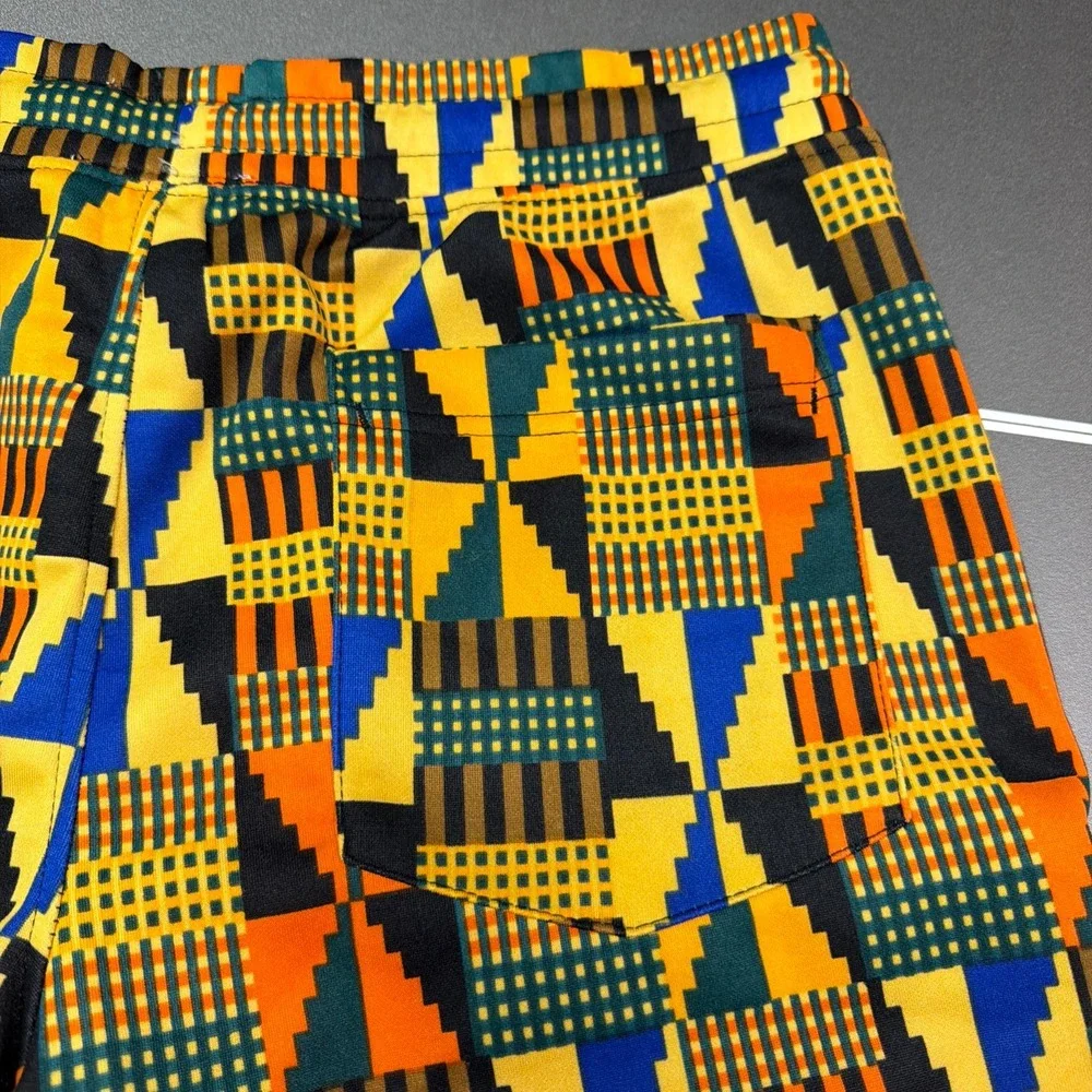 Fresh Prints Of Bel Air African Print Board Shorts Size Medium NWT!‎
